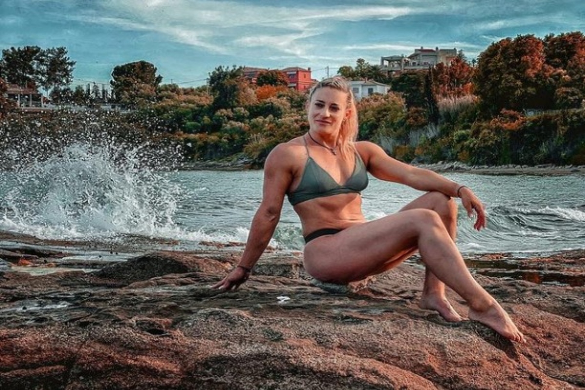 Αφροδίτη Σκαφίδα: Η αθλήτρια που έκανε τον Πύρρο Δήμα να ερωτευθεί ξανά – Από το survivor στην αγκαλιά του Ολυμπιονίκη