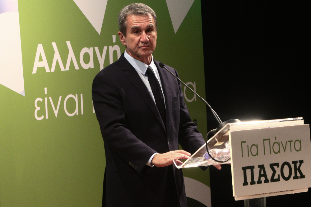 Ανδρέας Λοβέρδος Εκλογές ΚΙΝΑΛ: Ο Λοβέρδος στηρίζει Ανδρουλάκη