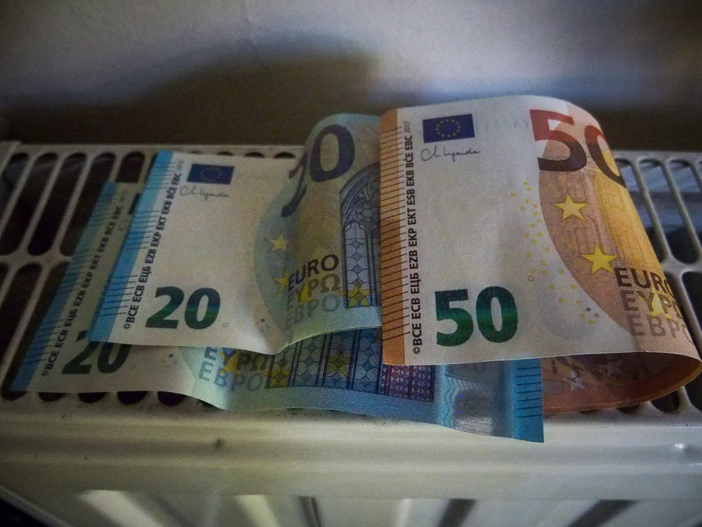 Επίδομα θέρμανσης: Τέλος χρόνου για τις αιτήσεις – Λήγει σήμερα (5/12) η προθεσμία – Τι πρέπει να κάνετε