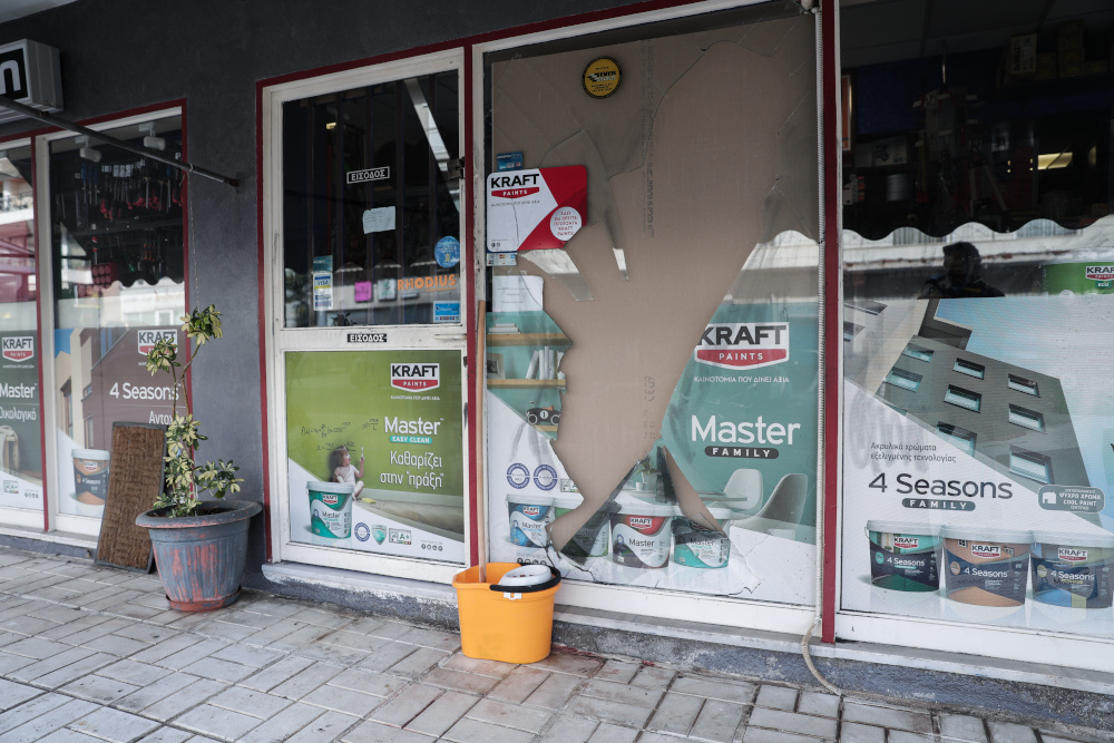 Δολοφονία στη Γλυφάδα: «Έτρωγε λεφτά από τη μητέρα μου» λέει ο δράστης