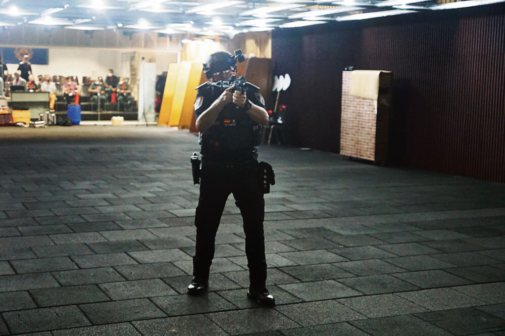 Γυαλιά τεχνητής νοημοσύνης για αστυνομικούς - Θα παρέχουν πληροφορίες την ώρα της δράσης