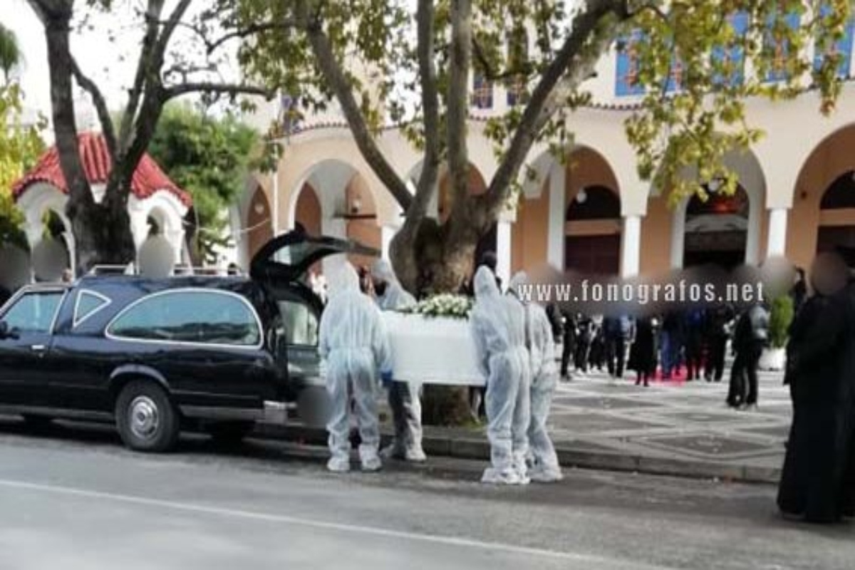 Λαμία: Στη «γειτονιά των αγγέλων» η Κέλλυ – «Βουβός» πόνος στην κηδεία του 14χρονου κοριτσιού