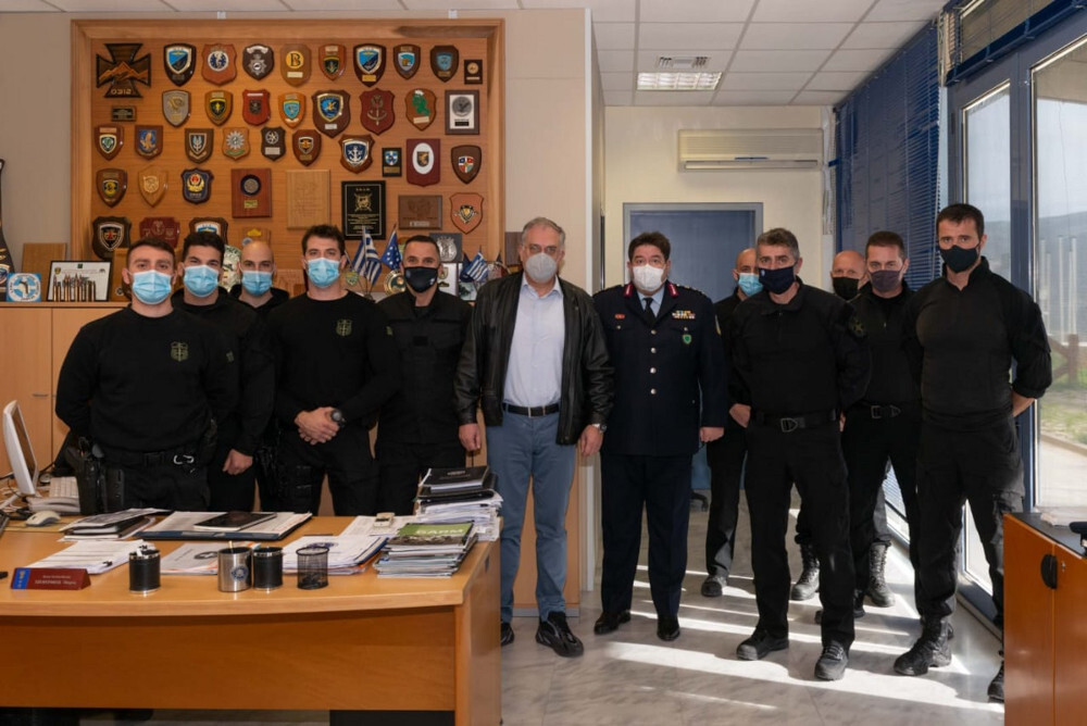 Με την ΕΚΑΜ γιόρτασε τα γενέθλιά του ο Τάκης Θεοδωρικάκος