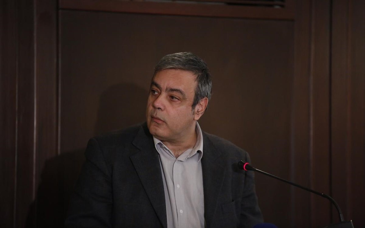 «Σ’ αγαπάω, ρε βλάκα»