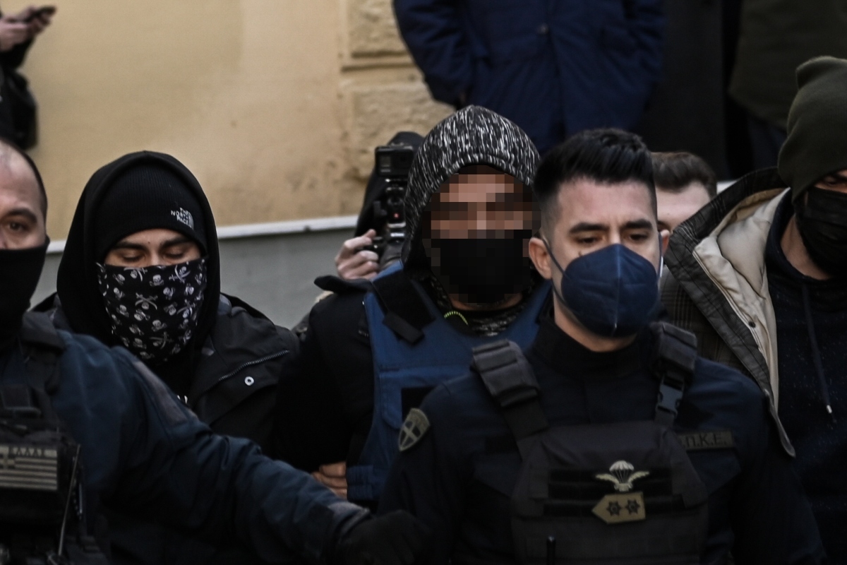 Αργυρούπολη: Πήρε προθεσμία δύο ημερών για να απολογηθεί ο 46χρονος – Έκκληση για αίμα για τη 40χρονη