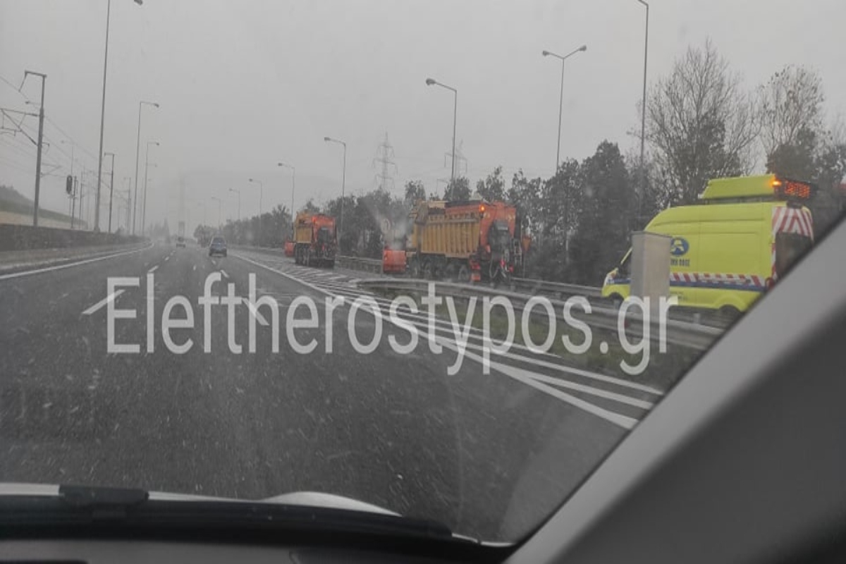 Κακοκαιρία «Ελπίδα» - LIVE: Χιονίζει στο κέντρο της Αθήνας, το έστρωσε στα Βόρεια Προάστια – Η πρόγνωση για τις επόμενες ώρες