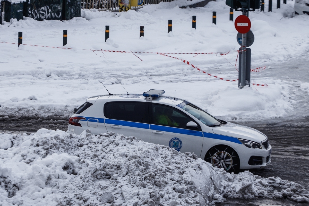 Κακοκαιρία «Ελπίδα»: Πού έχει διακοπεί η κυκλοφορία – Μόνο με αντιολισθητικές αλυσίδες η κίνηση των οχημάτων