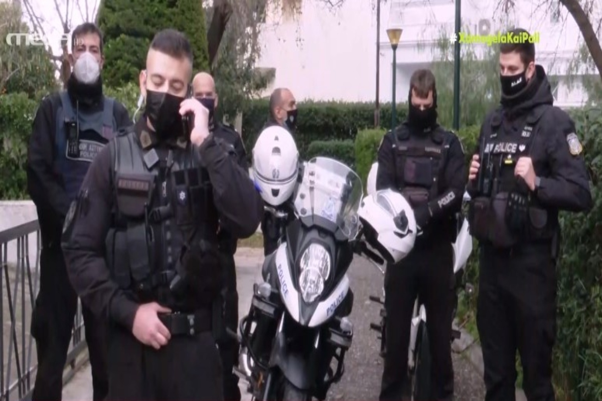 ΔΙΑΣ: Αυτοί είναι οι «φύλακες-άγγελοι» του βρέφους που εγκατέλειψαν στο Χαλάνδρι – Οι πρώτες δηλώσεις για το περιστατικό [βίντεο]