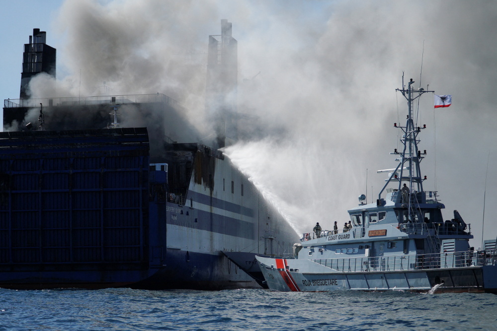 Euroferry Olympia: Ερωτηματικά εγείρουν τα ευρήματα του ελέγχου της περασμένης Τετάρτης