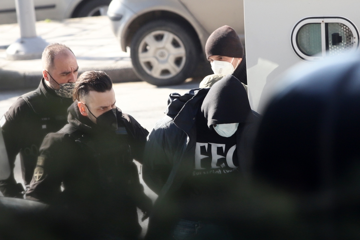 Δολοφονία Άλκη: Σοκ και ανατριχίλα από τις περιγραφές των φίλων του 19χρονου – Εξακολουθεί να διαφεύγει ο 20χρονος