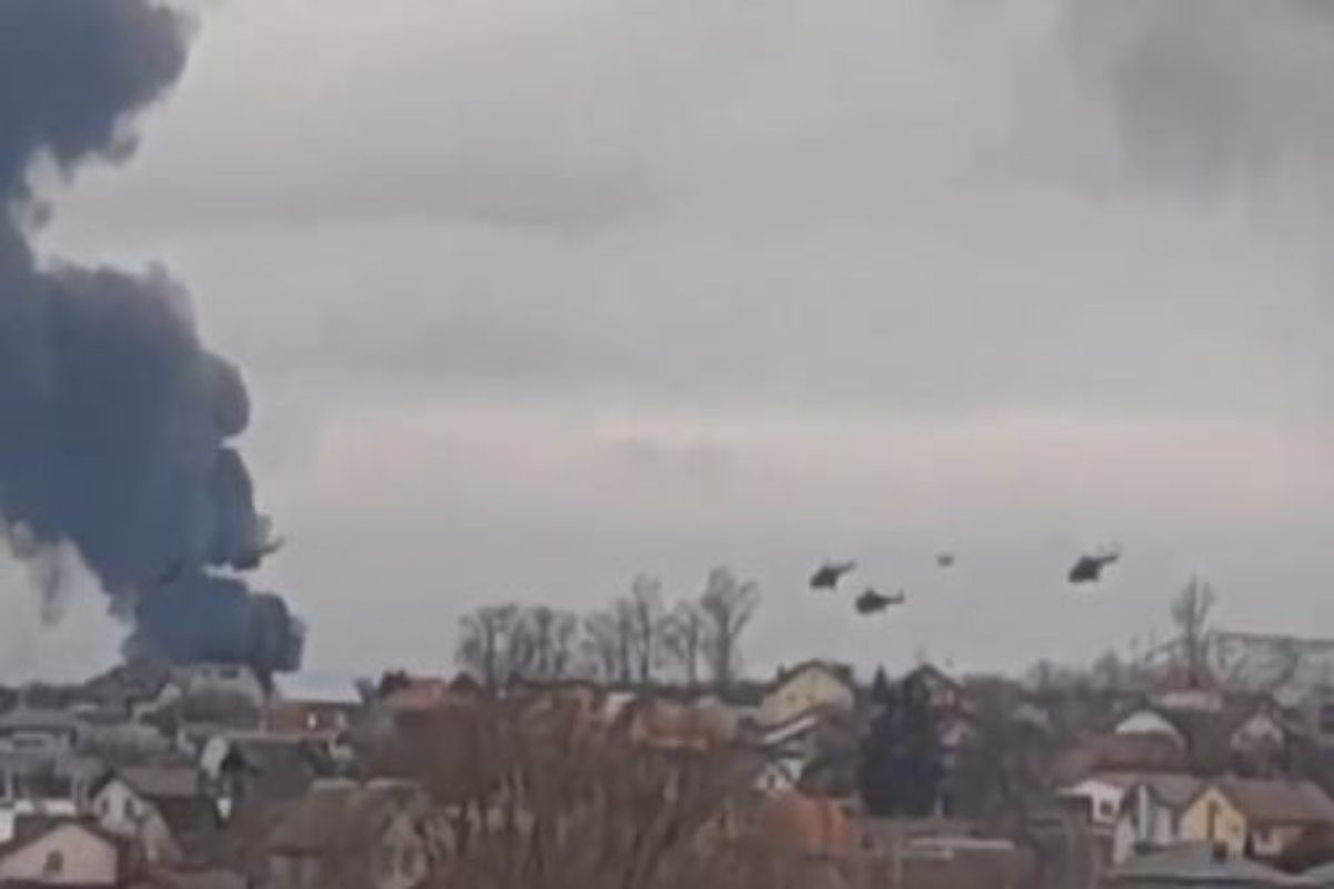 Πόλεμος στην Ουκρανία: Προελαύνουν οι Ρώσοι – Μία ανάσα από τα όρια της πρωτεύουσας οι στρατιωτικές δυνάμεις