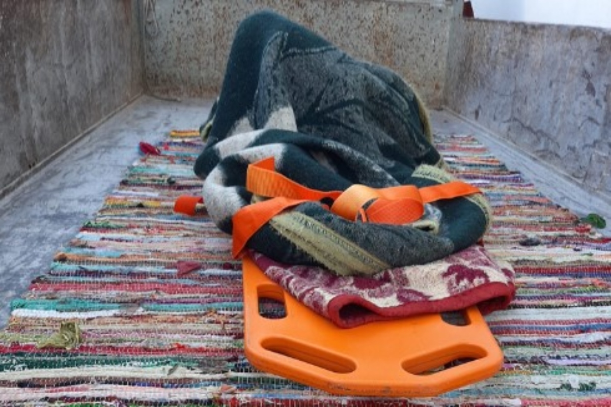 Παξοί: Εικόνες ντροπής εν έτει 2022 – Μετέφεραν γυναίκα σε καρότσα φορτηγού, «ήταν χαλασμένο το ασθενοφόρο»