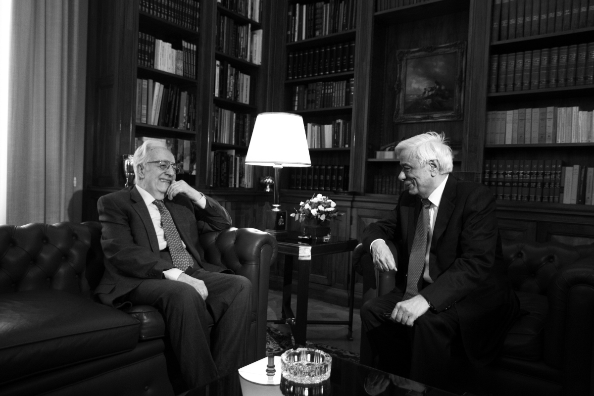 Παυλόπουλος: Ο Χρήστος Σαρτζετάκης υπηρέτησε με σθένος σε χαλεπούς καιρούς