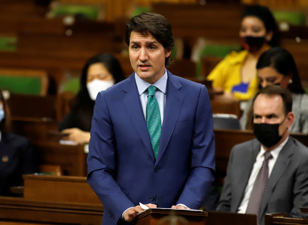 Καναδάς: Οι φορτηγατζήδες ζορίζουν τον Τριντό - «Τα μπλόκα και οι καταλήψεις δεν είναι ειρηνικές διαδηλώσεις»