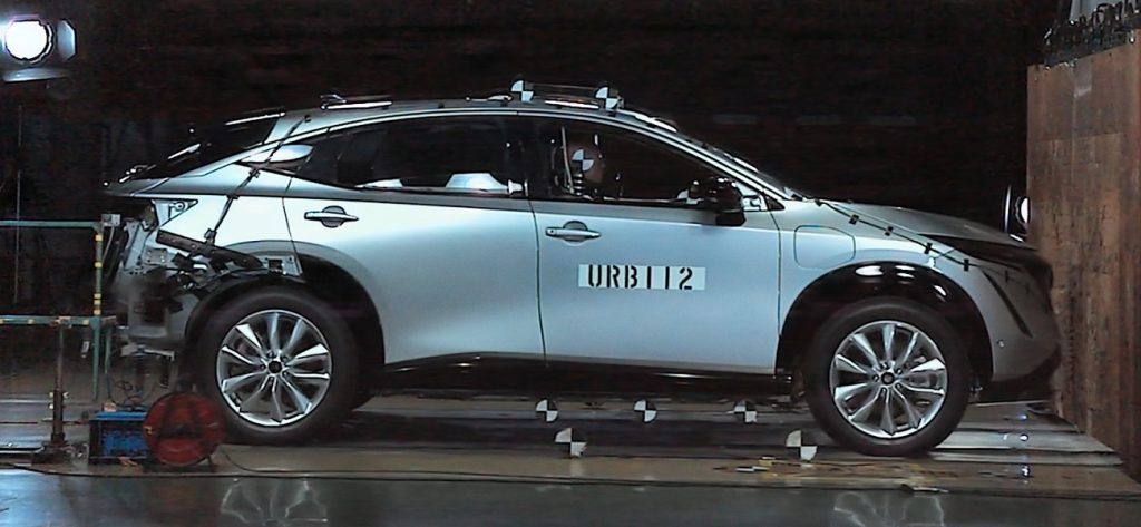 Crash test του Νissan Ariya σε κλάσματα του δευτερολέπτου
