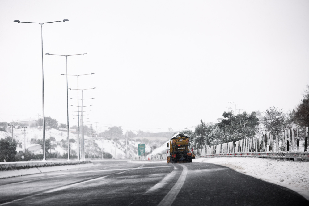 Κακοκαιρία χιόνια κυκλοφορία αλυσίδες