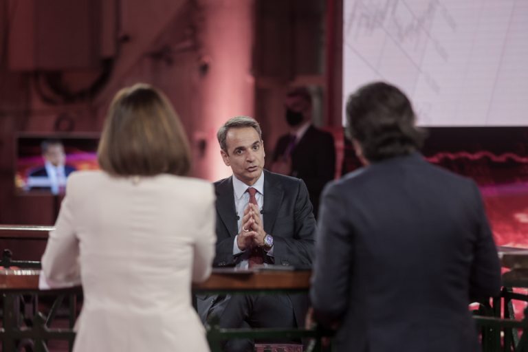 Μητσοτάκης: Παράθυρο για μείωση του ΦΠΑ στα τρόφιμα – Εκλογές την άνοιξη του ’23