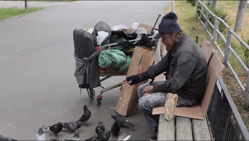 Να μην έχεις που να πας ντοκιμαντέρ