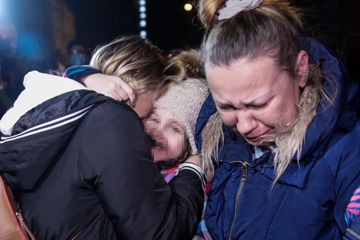 Πόλεμος στην Ουκρανία: Στην «αγκαλιά» της Ελλάδας 8.000 πρόσφυγες – Ανάμεσά τους 3.000 ασυνόδευτα παιδιά [βίντεο]