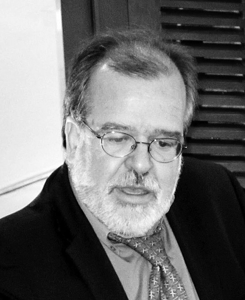 Από την προσποίηση στην κακοποίηση