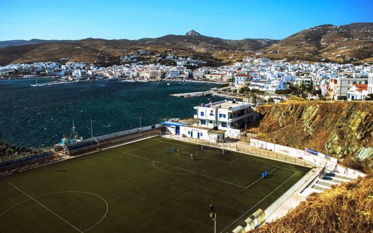 Ένα ελληνικό γήπεδο στα 31 πιο περίεργα του κόσμου