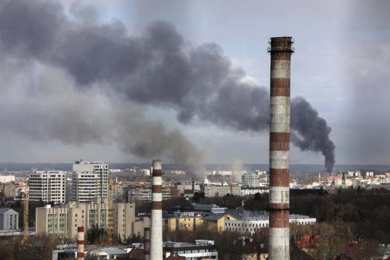 Πόλεμος στην Ουκρανία: Έξι νεκροί από επίθεση με πυραύλους στο Λβιβ