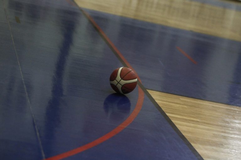 Σοβαρά επεισόδια σε εφηβικό αγώνα μπάσκετ στου Ρέντη – Τρεις τραυματίες