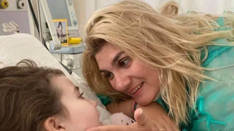 Ρούλα Πισπιρίγκου: Οι μαρτυρίες, οι εμμονές, τα τατουάζ και τα νευρολογικά προβλήματα