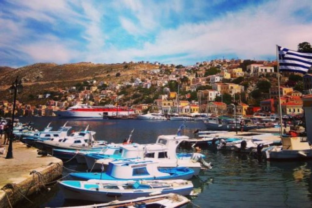 Νέες παραχωρήσεις παραλιών σε Δωδεκάνησα με έγκριση του ΥΠΠΟ