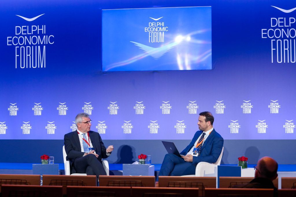 Δελφοί – Οικονομικό φόρουμ 2022 – Τσακλόγλου: Η αύξηση κατώτατου μισθού θα είναι γενναία