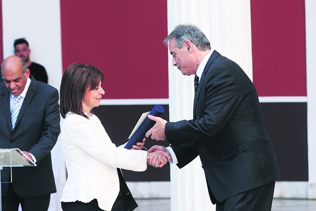 Εσωτερική εικόνα άρθρου