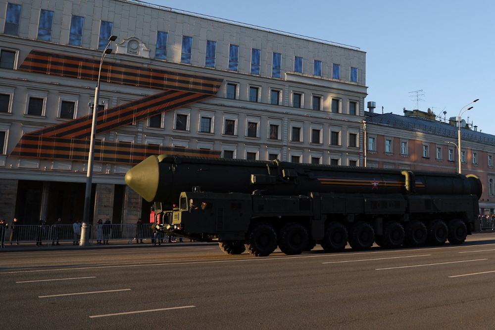 Φιέστα του Πούτιν στην παρέλαση της 9ης Μαΐου με θερμοπυρηνικούς πυραύλους και απειλές Ρωσία