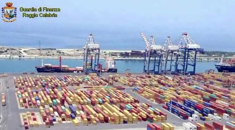 Ιταλία: Βρήκαν 654 κιλά κοκαΐνης με προορισμό τη Θεσσαλονίκη – Τα έκρυβαν σε κουτιά με μπανάνες