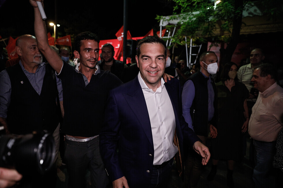 Λάθος μάθημα δημοκρατίας σε 15άρηδες εφήβους