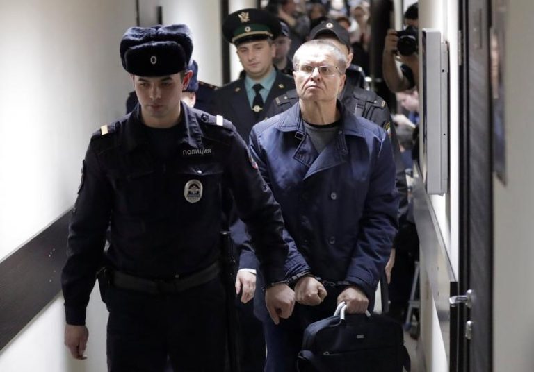 Ρωσία: Ελεύθερος ο πρώην υπουργός Οικονομικής Ανάπτυξης – Είχε καταδικαστεί για διαφθορά