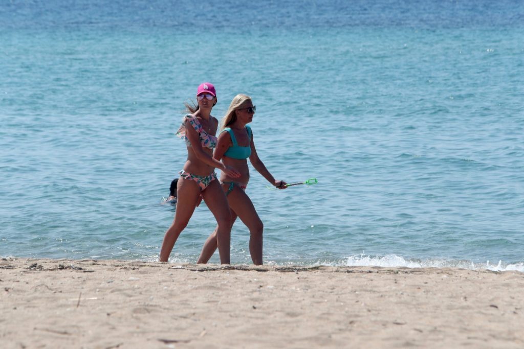 Καιρός: Καλωσήρθες καύσωνα – Από σήμερα το πρώτο κύμα, μέχρι και τους 37 βαθμούς θα φτάσει το θερμόμετρο [βίντεο]