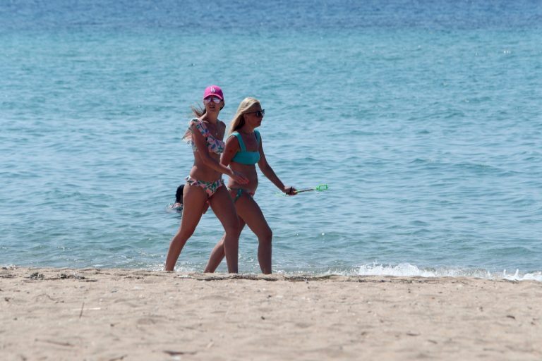 Καιρός: Καλωσήρθες καύσωνα – Από σήμερα το πρώτο κύμα, μέχρι και τους 37 βαθμούς θα φτάσει το θερμόμετρο [βίντεο]