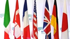 g7
