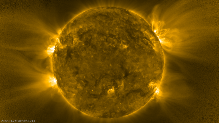 Solar Orbiter: Τράβηξε κοντινές φωτογραφίες του Ήλιου και αποκάλυψε έναν «ηλιακό σκαντζόχοιρο»