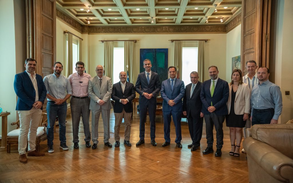 Ιστορική μέρα για τη Αθήνα και τον Παναθηναϊκό – Υπογράφηκαν οι συμβάσεις για τη Διπλή Ανάπλασ