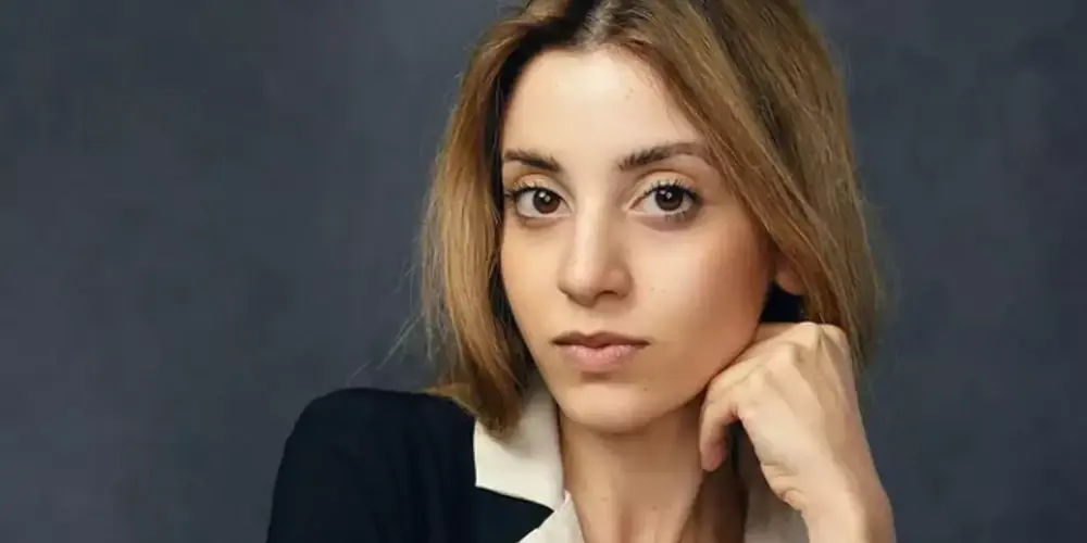 Τίνα Κίλμπεργκ: «Καρφώνει» σκηνοθέτη του Σασμού – «Δεν ήταν αξιοπρεπής, αρνήθηκα να παίξω την Αργυρώ»