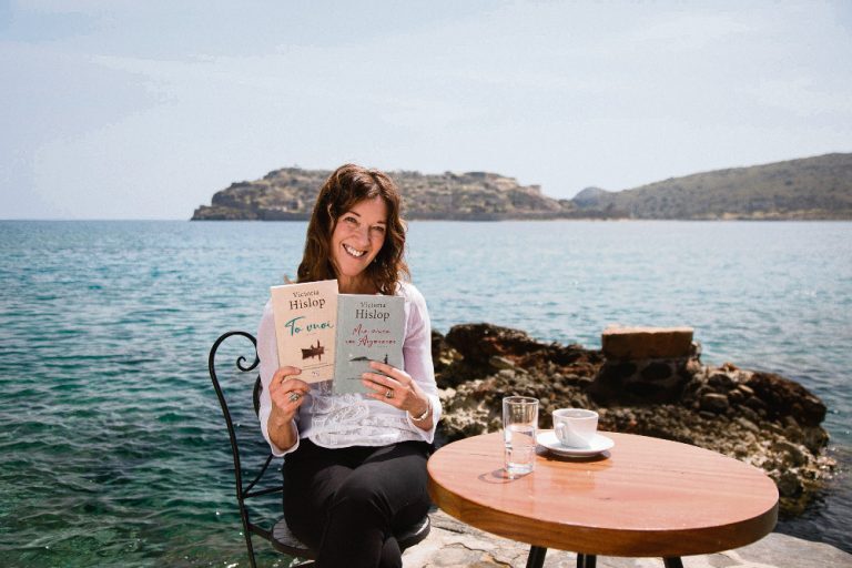 Βικτόρια Χίσλοπ στον Ε.Τ.: Βιβλία και όχι κινητά να κρατούν τα παιδιά