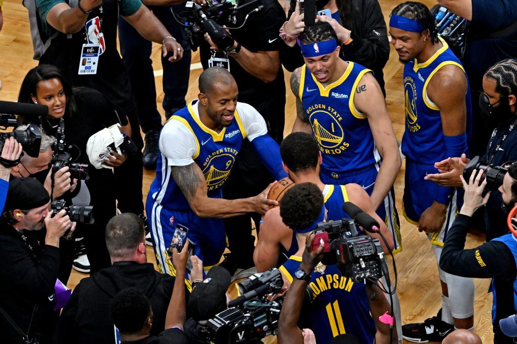NBA Finals, Σέλτικς – Γουόριορς 90-103: Πρωταθλητές του NBA οι «Πολεμιστές» με αφιονισμένο Κάρι – Δείτε τις καλύτερες στιγμές