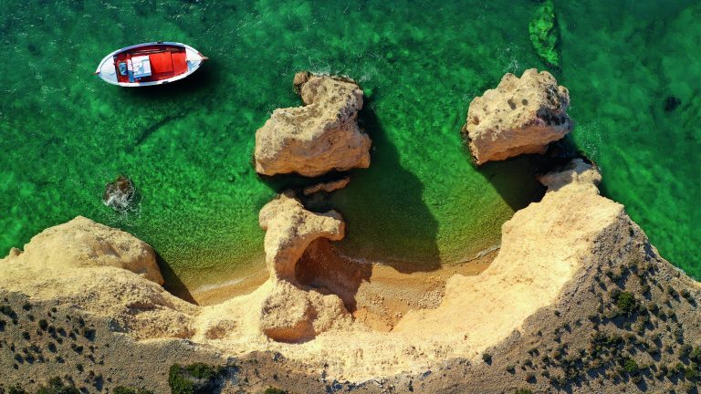 Ταξίδι στα Κουφονήσια: Οι… Μαλδίβες των Κυκλάδων