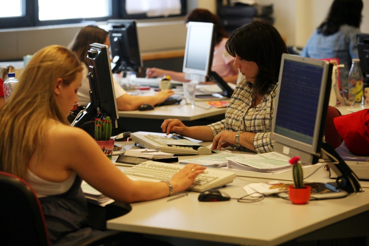 Αυτόματες φορολογικές δηλώσεις για μισθωτούς και συνταξιούχους - Τα 6 SOS του νομοσχεδίου