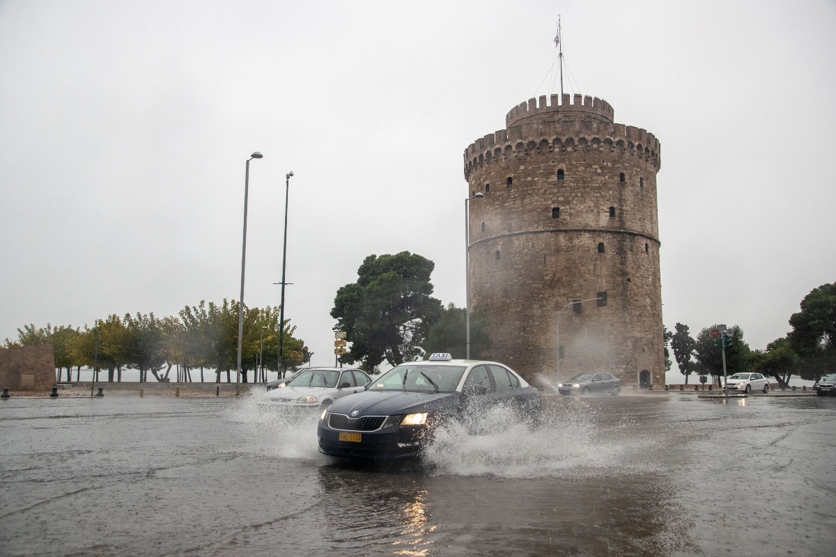 Καλλιάνος για κακοκαιρία: Δεν χρειάζεται πανικός