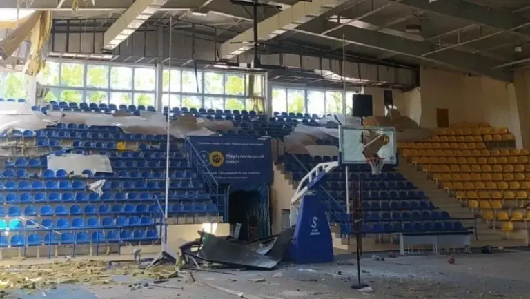 Μαριούπολη: Καταστράφηκε το γήπεδο της Άζοβμας από τον πόλεμο
