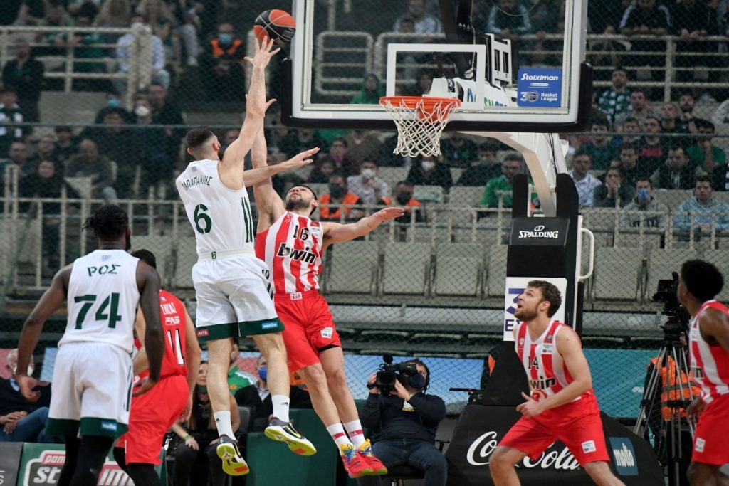 Basket League: Ξεκινούν οι τελικοί Ολυμπιακού-Παναθηναϊκού – Ανακοινώθηκε το πλήρες πρόγραμμα