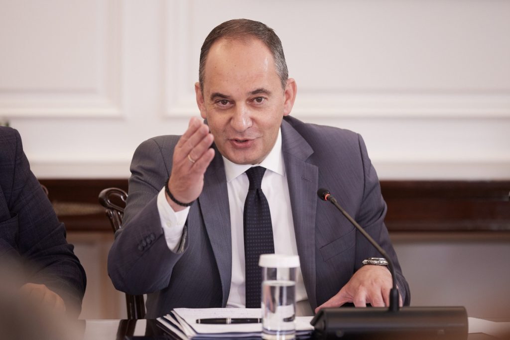 Ελληνοτουρκικά: Άμεση απάντηση Πλακιωτάκη στα fake news Τσελίκ: Σώζουμε χιλιάδες ζωές στο Αιγαίο
