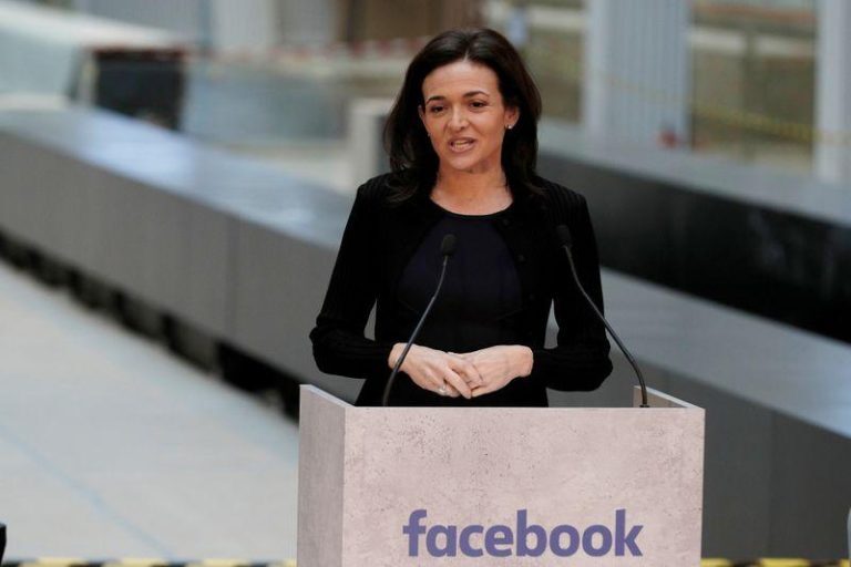 Αποχωρεί από το Facebook μετά από 14 χρόνια το «δεξί χέρι» του Ζάκερμπεργκ